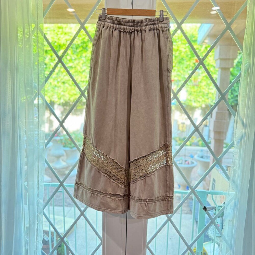 🆕Oli & Hali Mocha Relaxed Fit Pants – Elastic Waist Size Small - Picture 3 of 9